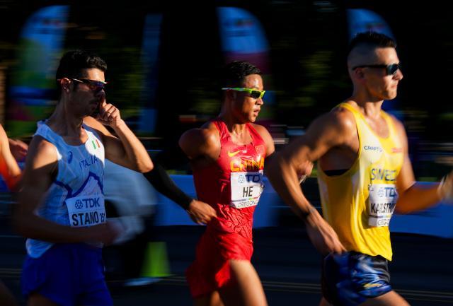 Kaiyun Sports-开云体育-世锦赛收官日贺相红创全国纪录 两项世界纪录被破