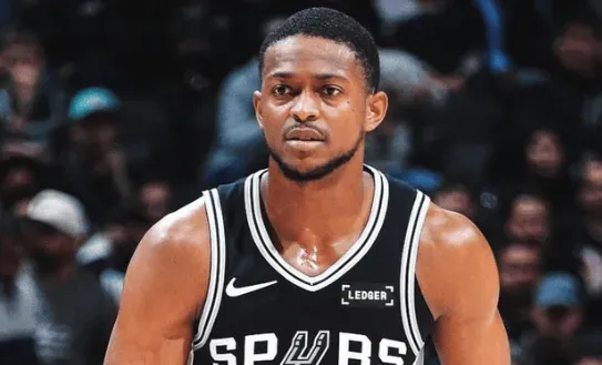 开云体育平台-福克斯今日共命中6记三分创赛季新高，此前最多为5记三分