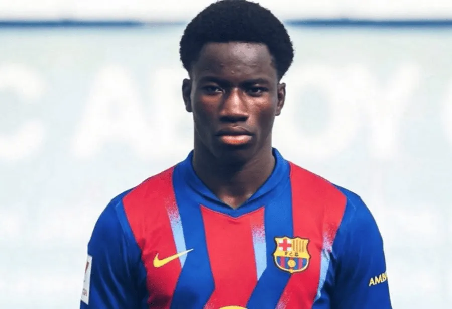 Kaiyun Sports-开云体育-留住未来，罗马诺：巴萨今日与15岁天才通卡拉完成续约