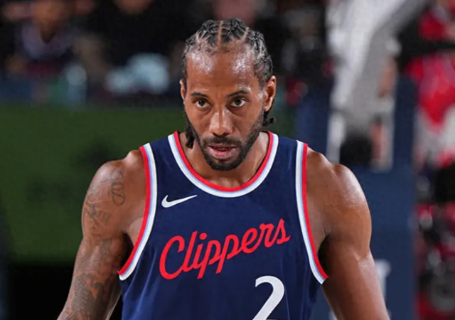 开云体育平台-超大攻击范围+抵抗干扰！莱昂纳德的得分能力有多强？|考瓦伊·莱昂纳德|迈尔斯-莱昂纳德|明尼苏达森林狼队|朱利叶斯-兰德尔|朱利叶斯·兰德尔_新浪体育_新浪新闻