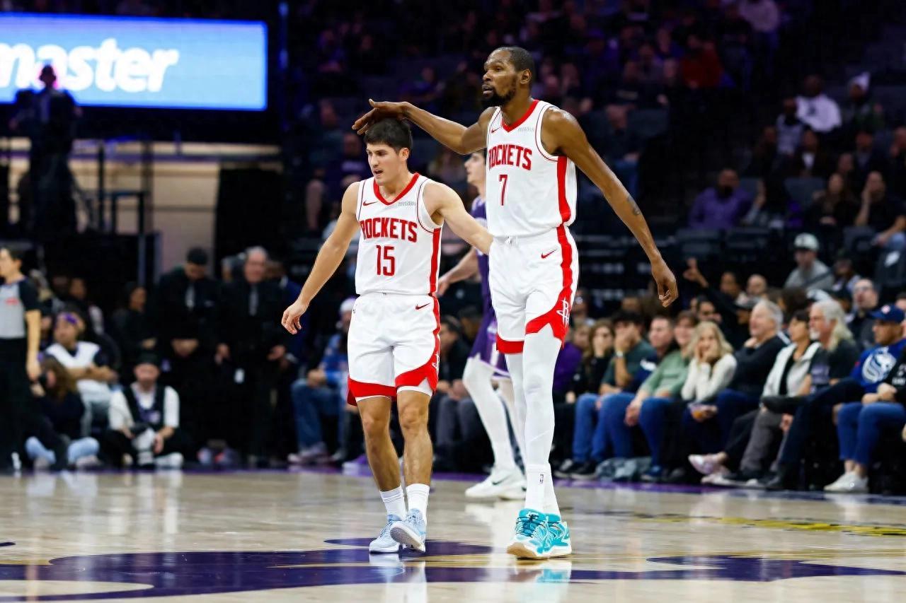 Kaiyun Sports-开云体育-20+4+3！我不能成防守累赘，谢泼德赛后做出承诺，火箭也孤注一掷